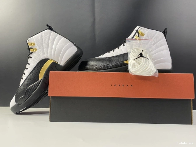 CT8013-170 Air 12 Royalty Jordan 0708